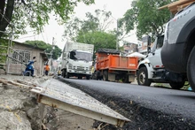 Alcaldía de Cali recupera 6,2 kilómetros de la vía al mar con trabajos a doble jornada