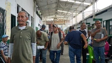 Personas mayores en situación de calle encuentran atención en Centros de Bienestar