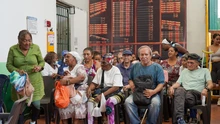 Personas mayores en situación de calle encuentran atención en Centros de Bienestar