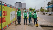 Avanza recuperación del centro con limpieza, embellecimiento y caracterización de la población en Ciudad Paraíso