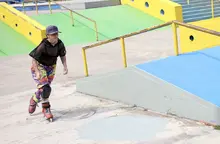 El programa ‘Vértigo’ reunió a 100 deportistas en un encuentro de ‘Skate y Roller Freestyle’