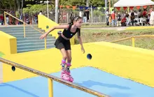 El programa ‘Vértigo’ reunió a 100 deportistas en un encuentro de ‘Skate y Roller Freestyle’