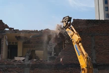 Alcaldía de Cali avanza en la renovación urbana de Ciudad Paraíso con nuevas demoliciones