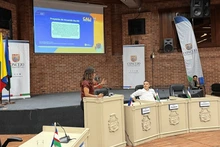 Avanza en el Concejo proyecto que asegurará alimentación y transporte escolar en Cali, desde el primer día de clases de 2027