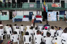 ¡A estudiar en Modo Esperanza! 391 niños afectados por el terremoto reciben kits escolares en Cali