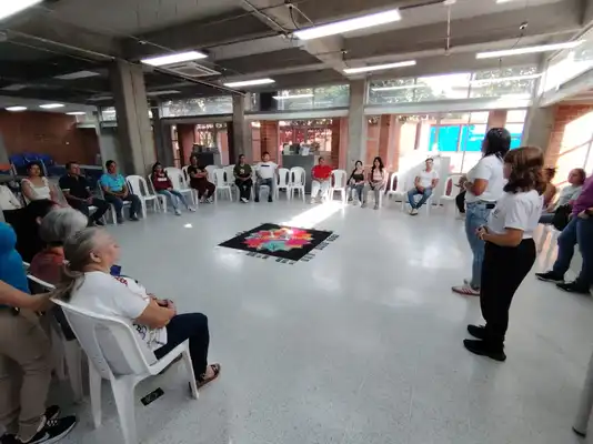 Fortaleciendo la Alianza Familia-Escuela en la IEO Rodrigo Lloreda Caicedo