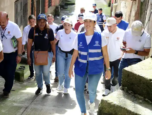 La comuna 18 sintió la presencia de su Alcaldía con la feria de servicios ‘Volvamos a mi Cali bella’ y la estrategia ‘Manos a la cuadra’