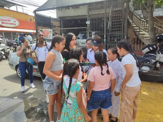 En la feria de servicios ‘Volvamos a mi Cali bella’, la Secretaría de Educación presentó las diferentes ofertas educativas y cupos disponibles para la comuna 18