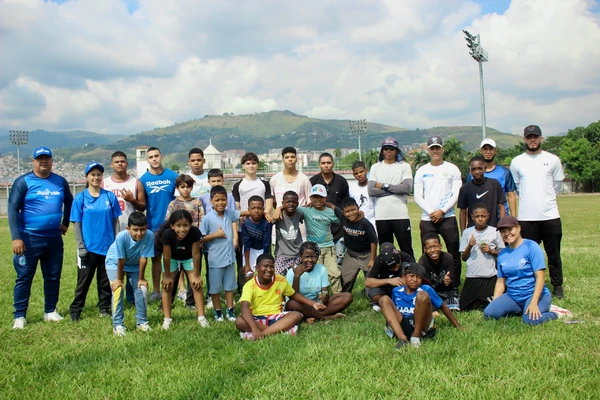 Niños de los programas ‘Deporvida’ y ‘Deporte Escolar’ de Cali disfrutan sus vacaciones recreativas