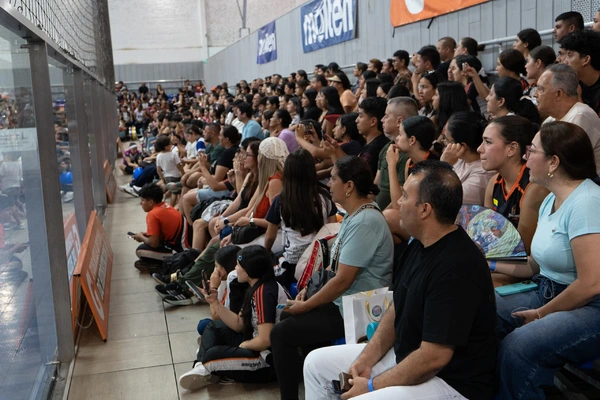 51 equipos de cuatro países convierten a Cali en la capital del voleibol juvenil