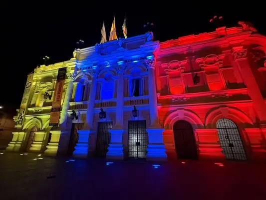 Cali está lista para conmemorar el 20 de Julio con una ciudad más limpia, iluminada y bella