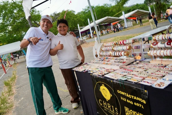 Christopher Coneo, un niño emprendedor que fue sensación durante el ‘Festival de la Familia’ en la Comuna 20