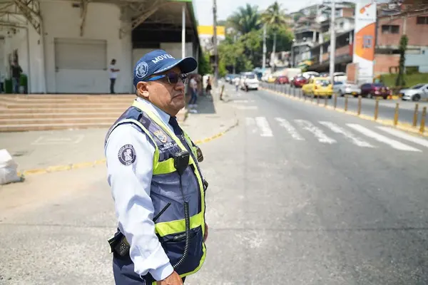 No es cierto que se negó el ingreso de chivas de la minga indígena a Cali: Movilidad Distrital