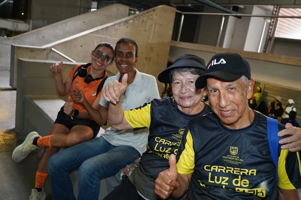 Miles de caleños reclamaron su pin para la gran ‘Carrera Centro 4.9K’ de los 490 años de Cali