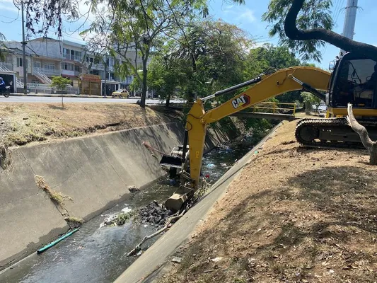 EMCALI retiró más de 84 mil toneladas de residuos en el primer semestre de 2026: el volumen equivale a llenar 24 piscinas olímpicas