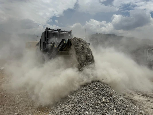 Cali transforma los escombros del terremoto en materiales para su reconstrucción