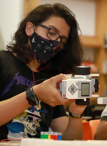 Competencia de robótica para FesTIC