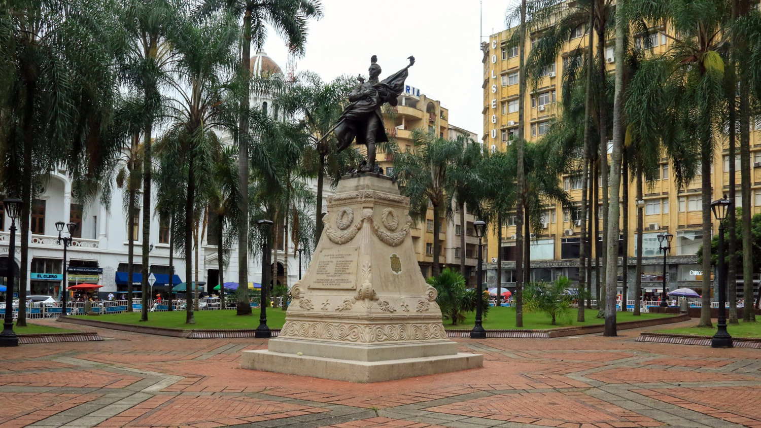 Plaza Cayzedo
