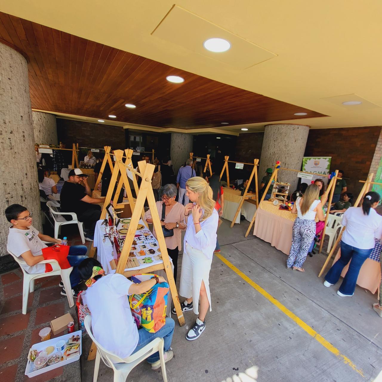 Con el fortalecimiento de Negocios Verdes, Cali consolida su liderazgo regional en sostenibilidad Con el fortalecimiento de Negocios Verdes, Cali consolida su liderazgo regional en sostenibilidad