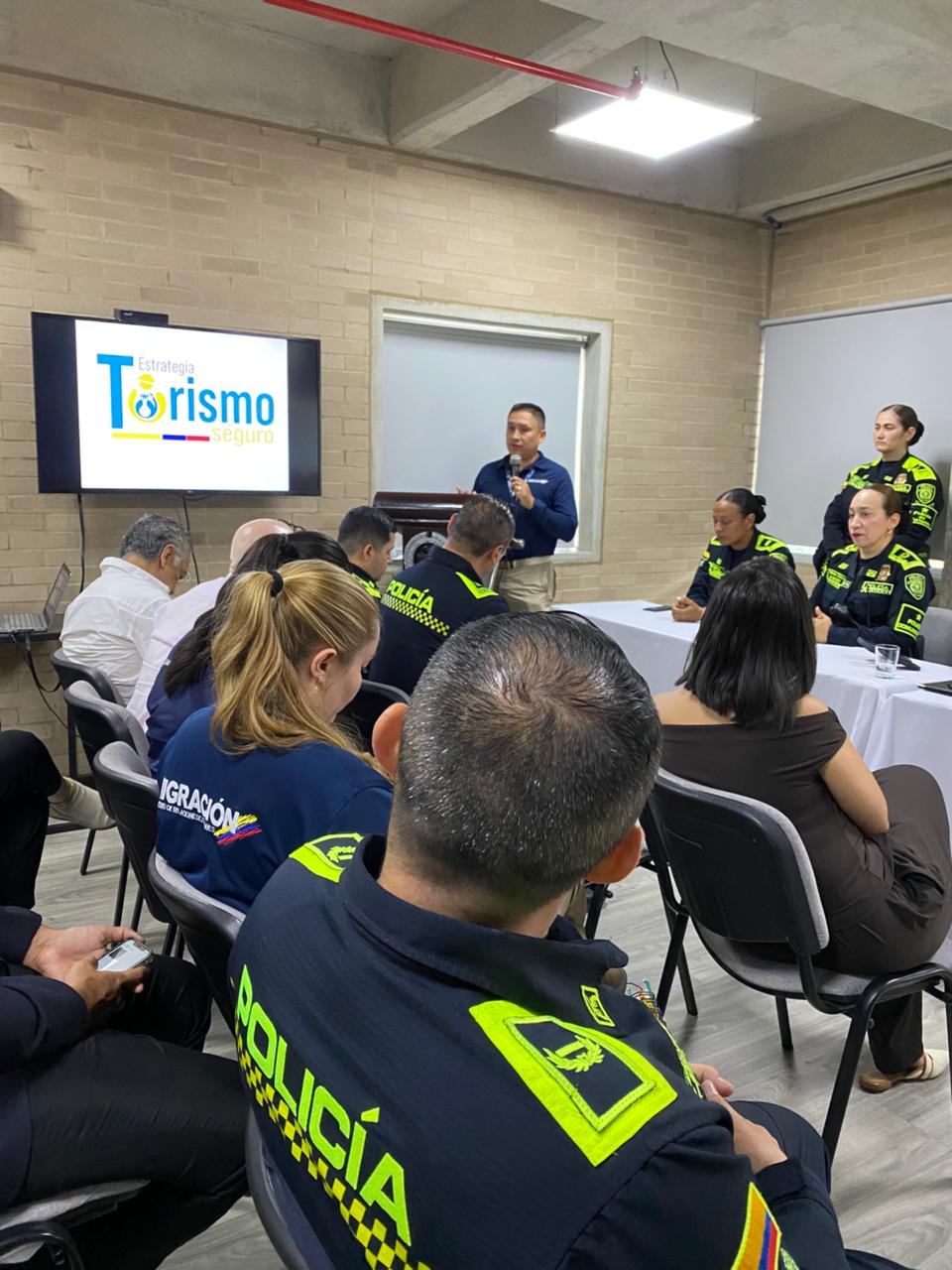 Sector gastronómico y bares del norte de Cali se unen para fortalecer la seguridad