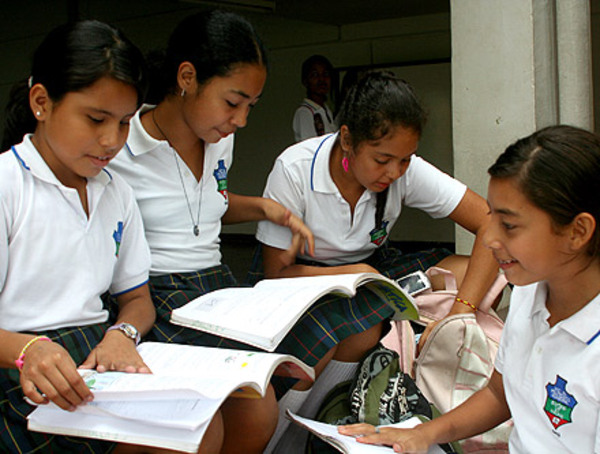 Estudiantes, a matricularse en la Ciudadela Nuevo Latir