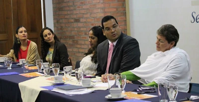 Tercer desayuno taller con la red de Medios Amigos de la Educación
