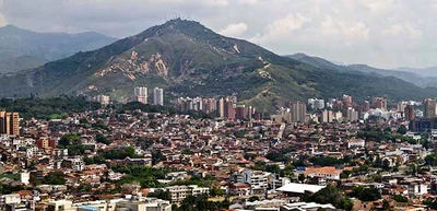 Expertos en desarrollo de las artes discuten oportunidades de las industrias culturales