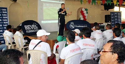 Alcaldía de Cali y Fundación del Real Madrid capacitaron a 250 formadores deportivos
