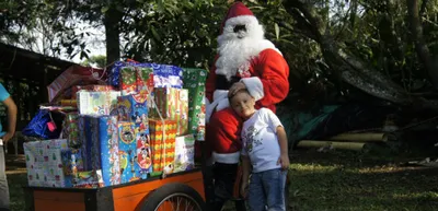 Dagma celebró la Navidad con niños de las comunas 15 y 21