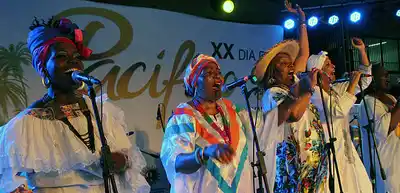 Alcaldía de Cali condecoró a la Maestra Lilyan Rosero