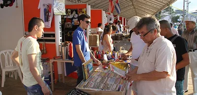 A ritmo de salsa, extranjeros y caleños disfrutaron del Encuentro de melómanos y coleccionistas