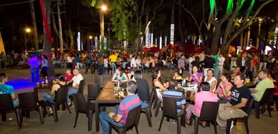 Caleños disfrutaron de las Tascas y de la Carpa Bar Blanco