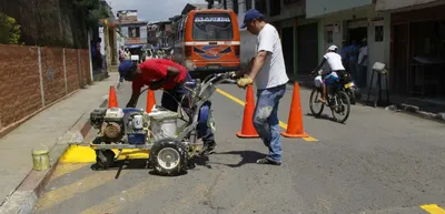 Secretaría de Tránsito de Cali reinicia señalización vial en las comunas