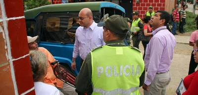 Alcaldía de Cali ofrece programas sociales en Potrero Grande