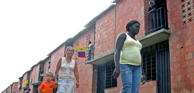 Abren opción de 28 viviendas para desplazados en Barrio Taller