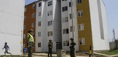 Listos otros 250 apartamentos para reubicar familias del Jarillón de Cali