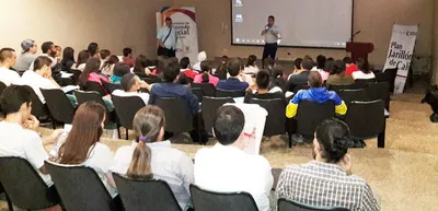 Universitarios aprenden sobre el Plan Jarillón
