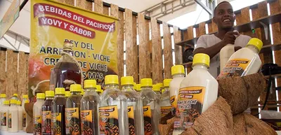 El viche es el rey de las bebidas del pacífico
