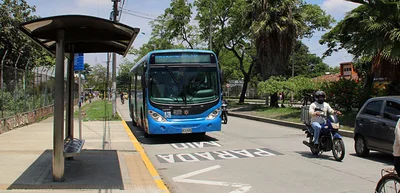 Ruta P21A modifica temporalmente su recorrido por obras puente del río Cali