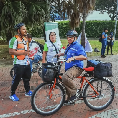 La bicicleta se paseó por el corredor verde de Cali en el Día sin Carro y Moto