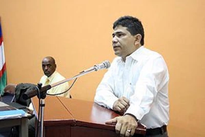 GOBIERNO DE OSPINA GÓMEZ LE MADRUGA A LA EDUCACIÓN