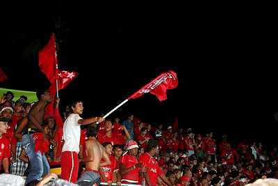 CARNETIZARÁN A LAS BARRAS BRAVAS DEL FÚTBOL