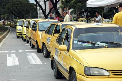ESTABLECIDAS NUEVAS TARIFAS PARA TAXIS EN CALI