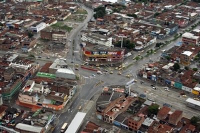 CAPACITACIÓN PARA EL FORTALECIMIENTO COMUNITARIO PARA 30 BARRIOS DE CALI
