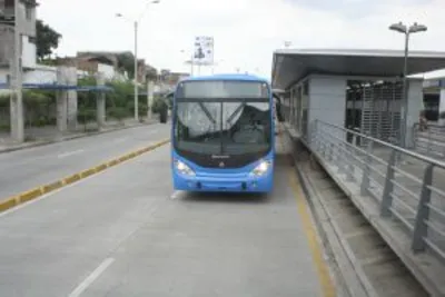 EN RUEDA DE PRENSA SECRETARIO DE TRÁNSITO (E) PRESENTA MODIFICACIÓN TEMPORAL DE RUTAS DE SERVICIO PÚBLICO