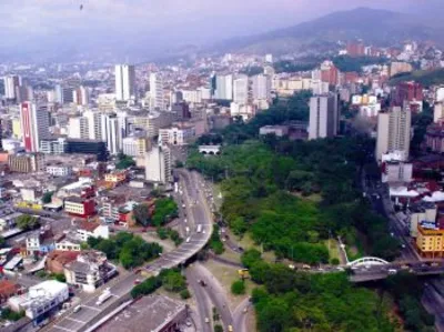 MIEMBROS DEL GABINETE MUNICIPAL REFLEXIONARON SOBRE TEMAS DE CIUDAD CON JESÚS MARTÍN BARBERO