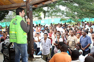 ADMINISTRACIÓN MUNICIPAL INVITÓ A LA COMUNIDAD DE NAVARRO A DESALOJAR PACÍFICAMENTE