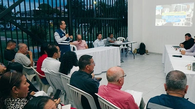 La Alcaldía de Alejandro Eder llegó a la Comuna 17 con obras, diálogo y resultados que fortalecen la confianza ciudadana