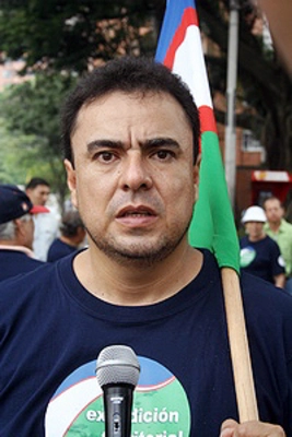 “HAY QUE CELEBRAR EL INICIO DEL MIO COLOCANDO LAS BANDERAS EN LAS CASAS”: ASESOR DE PARTICIPACIÓN CIUDADANA