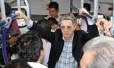 EL MIO SE PUSO EN MARCHA Y EL PESIMISMO ECHÓ REVERSA